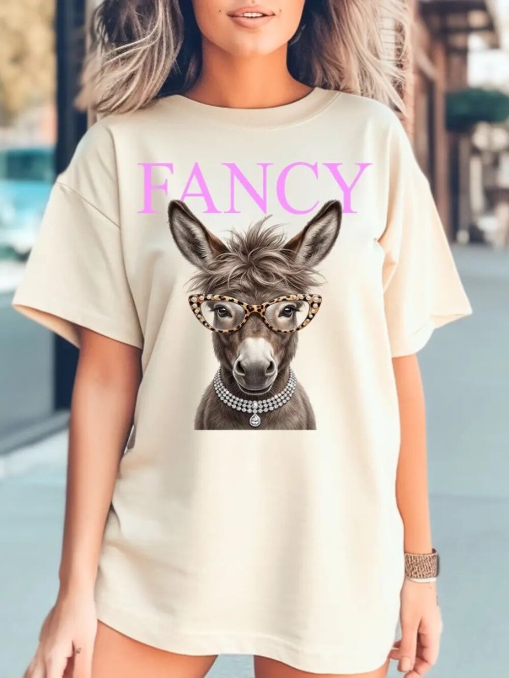 JCN500 - NWOT (NEW) T-shirt (100% Cotton) The Fancy Donkey